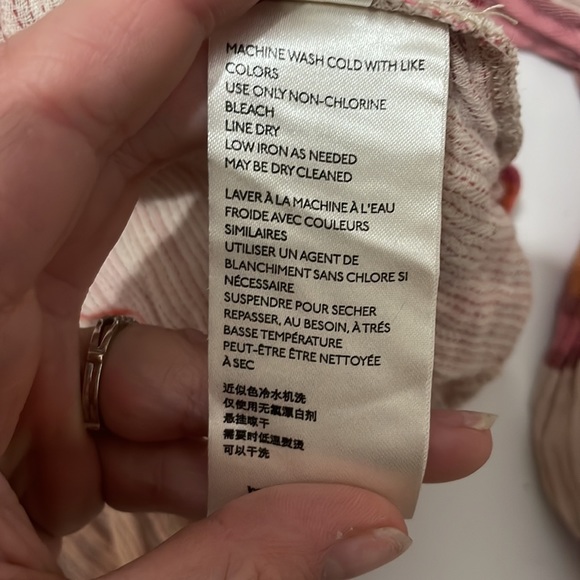 Free People NEW Colorful Paid Pull Over Ruffle Long Sleeve Size Medium - Picture 7 of 7